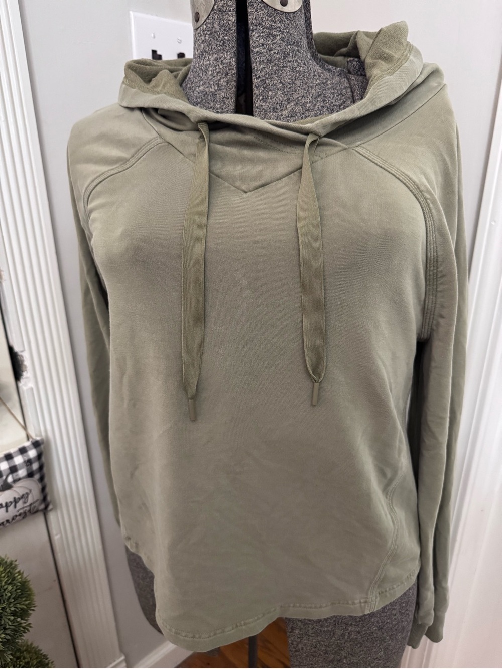 Women’s Athleta Olive Cowl Neck Hoodie Small